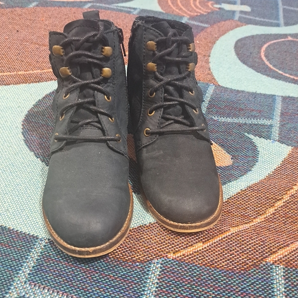 🌈ALDO BRAIDED LEATHER WESTERN LACE UP ANKLE BOOTS-6 - Picture 3 of 9